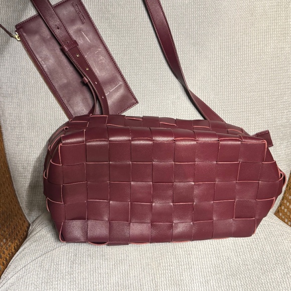 BOTTEGA VENETA Bowling Cassette Barolo Woven Leather Medium Bag - Picture 11 of 15